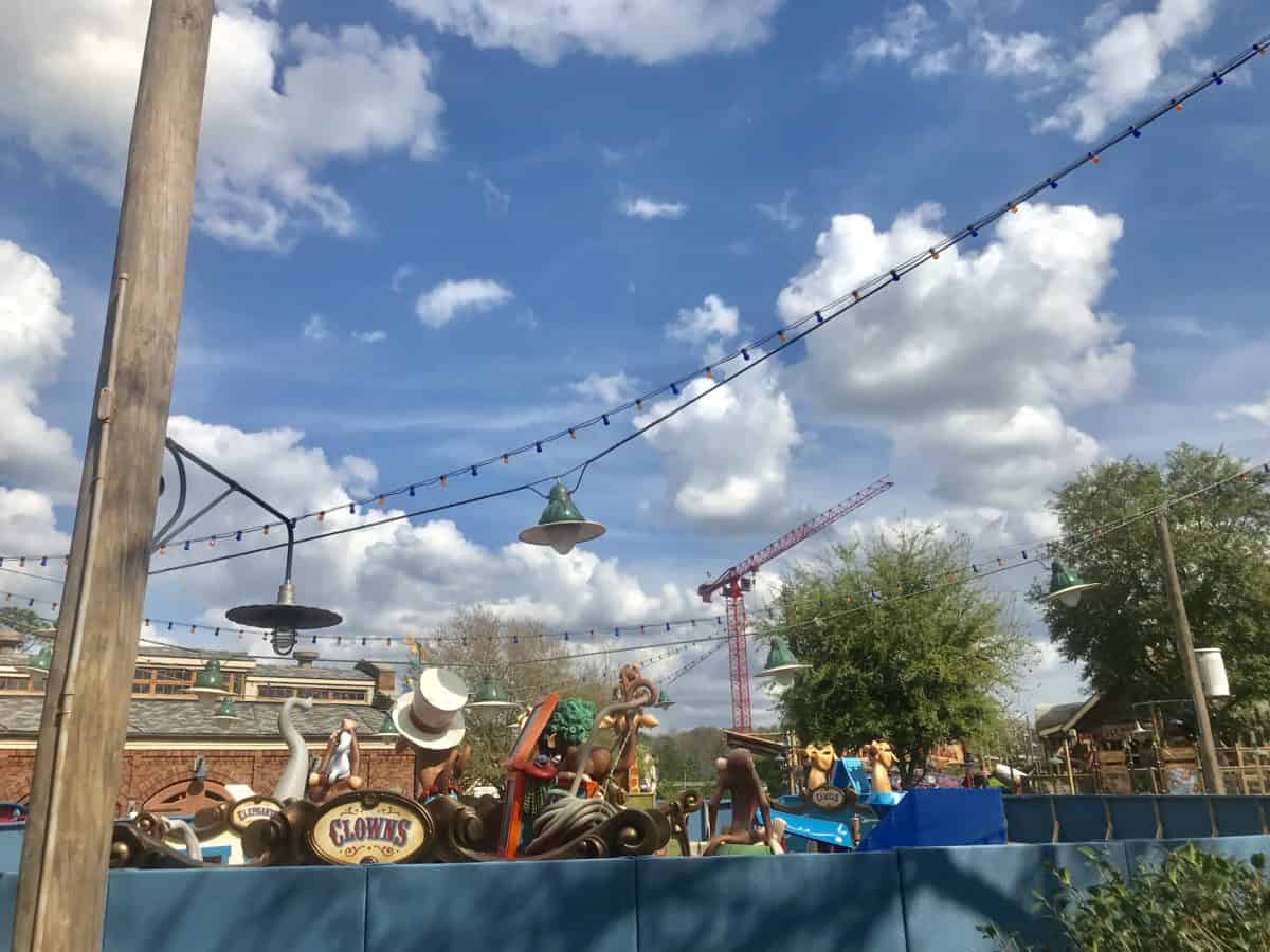 Casey Jr. Splash n Soak Station