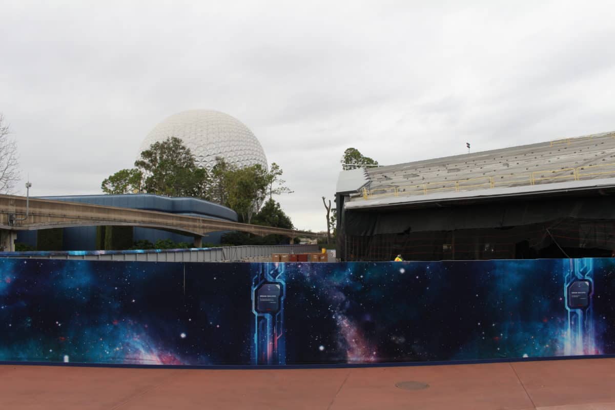 Guardians of the Galaxy coaster construction
