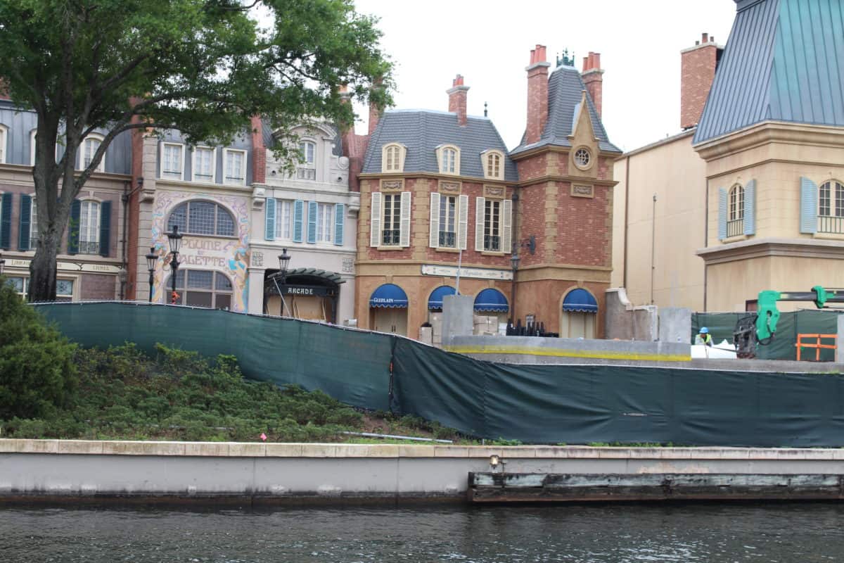 Remy's Ratatouille Adventure construction
