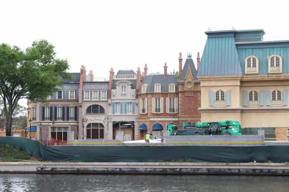 Remy's Ratatouille Adventure construction