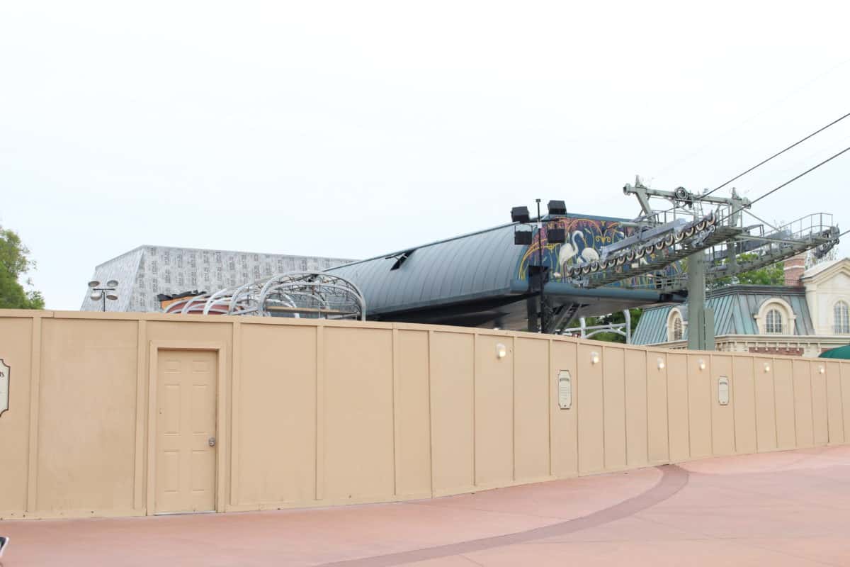 Epcot Disney Skyliner