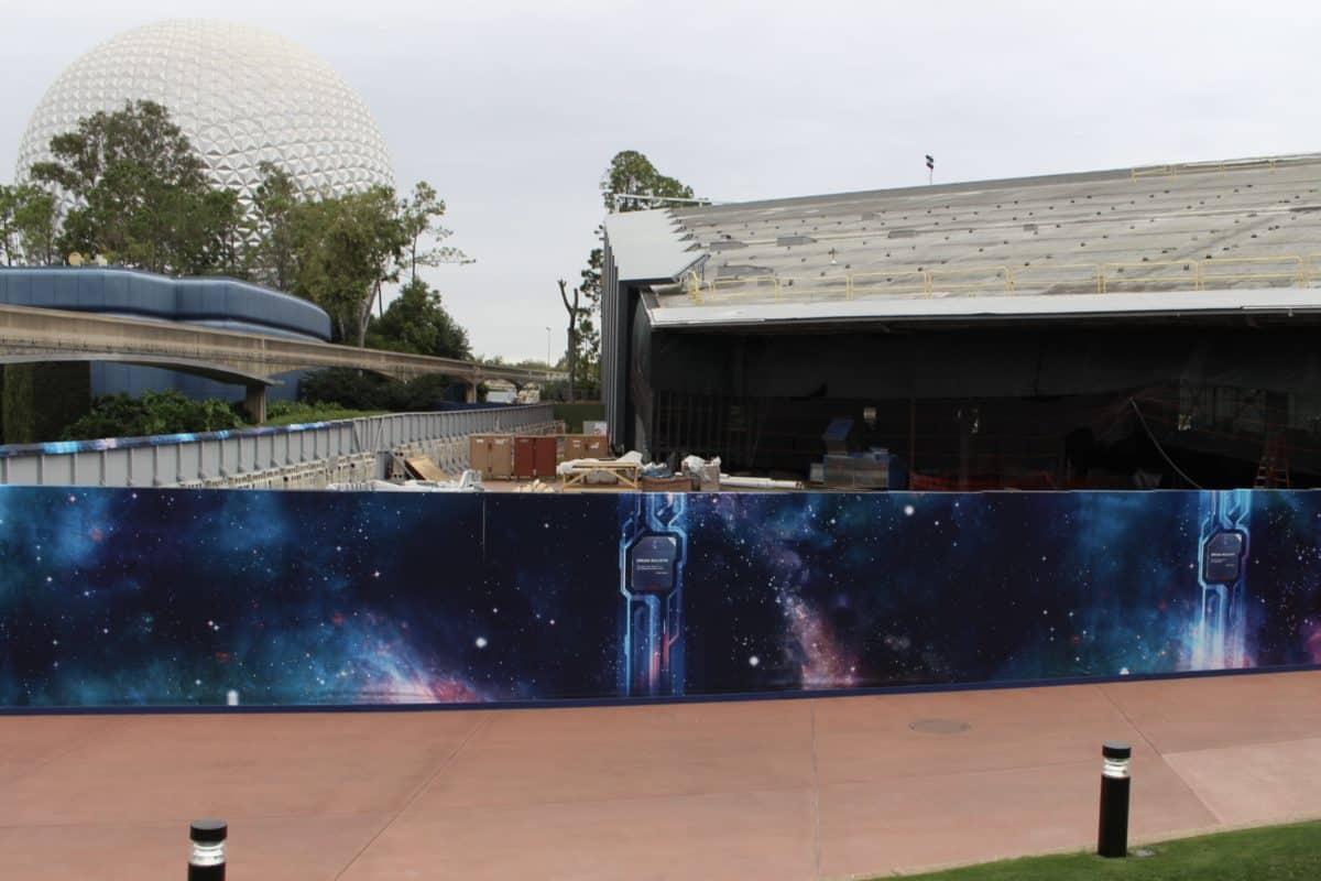 Guardians of the Galaxy coaster construction