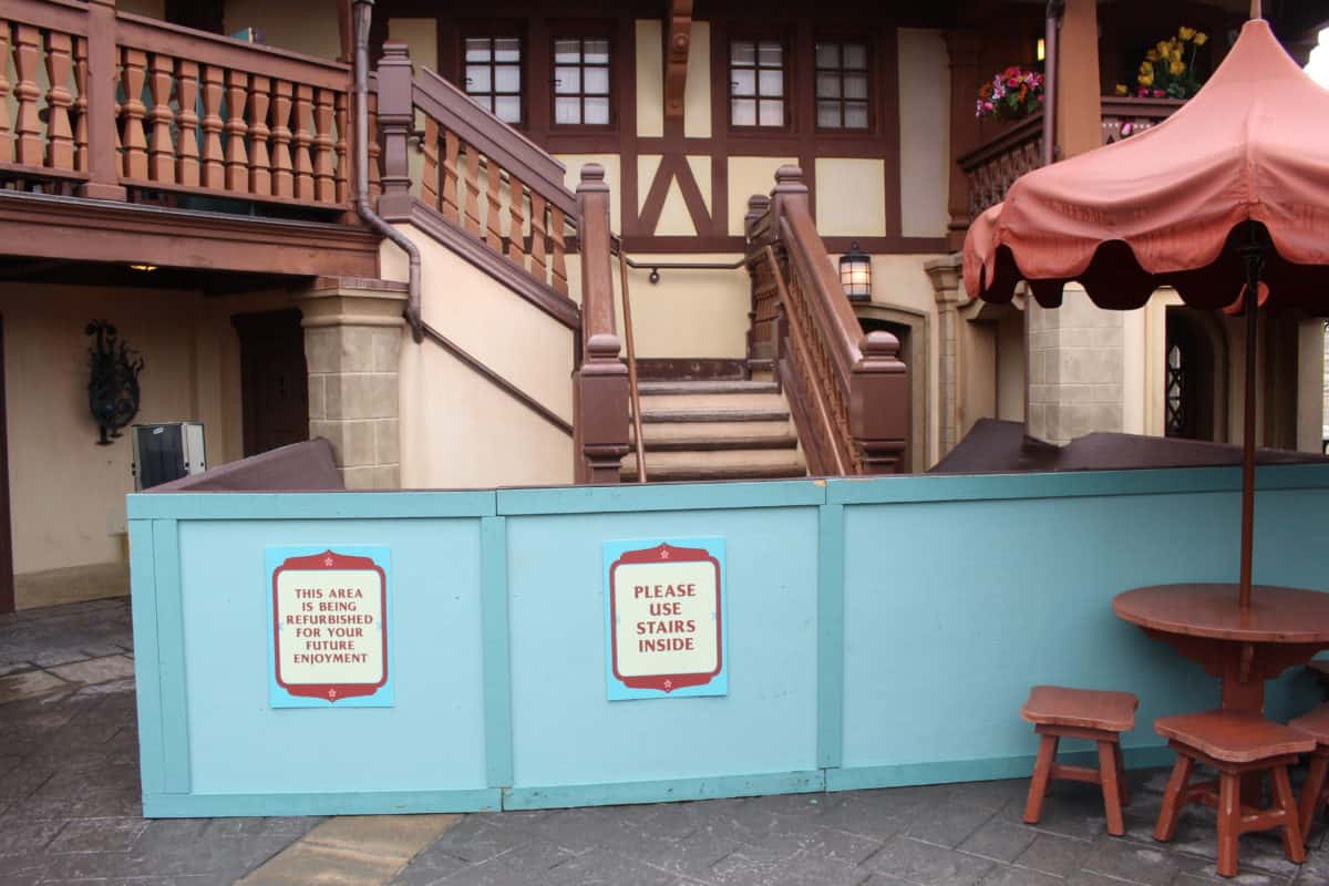 pinocchio's village haus