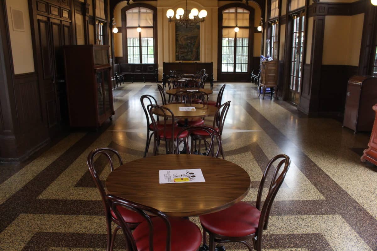 magic kingdom train station