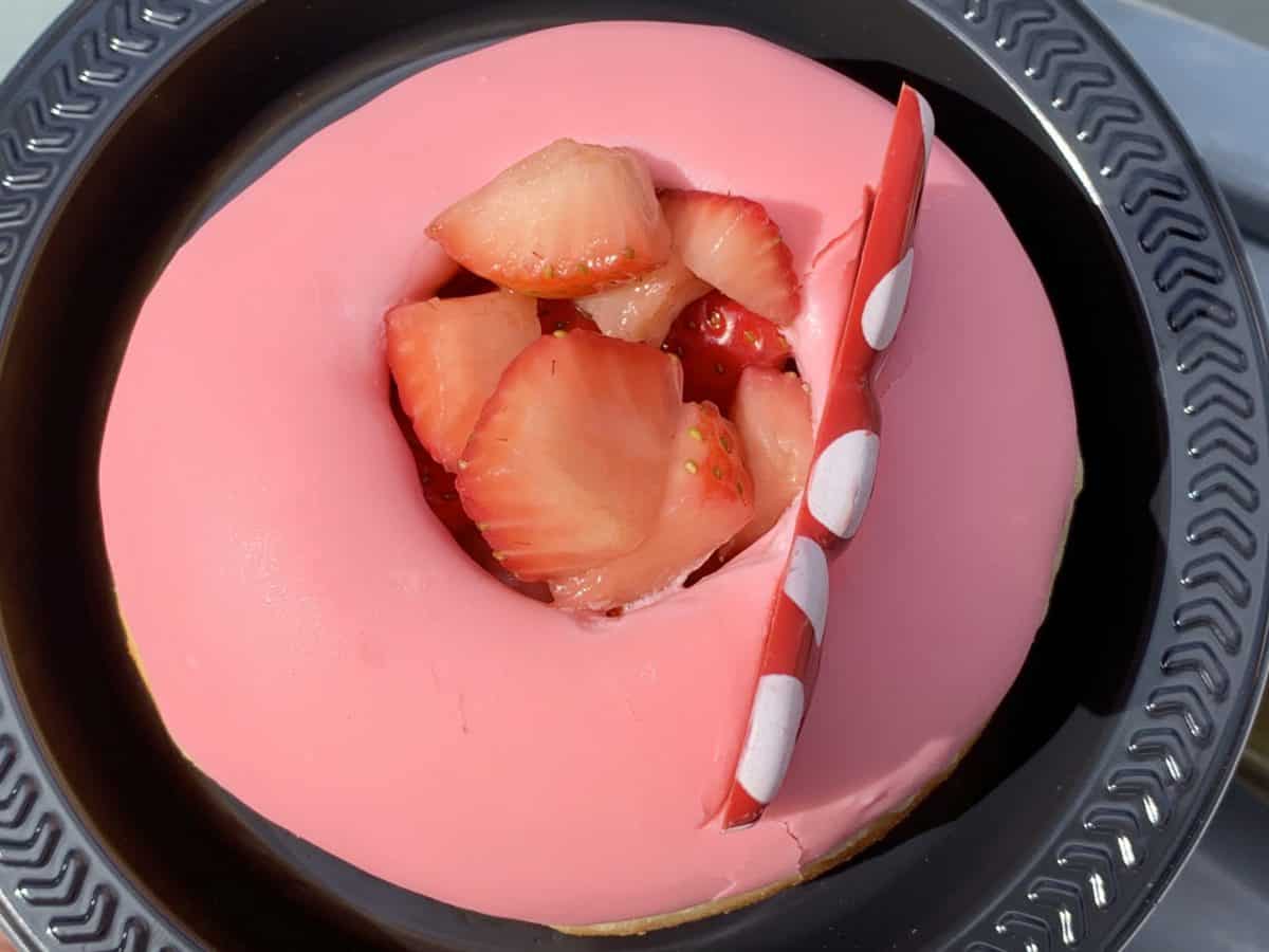 Minnie and Mickey Seasonal Donuts Disneyland Park