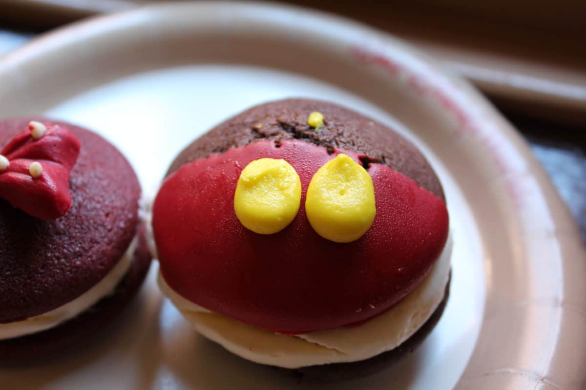mickey minnie whoopie pie magic kingdom