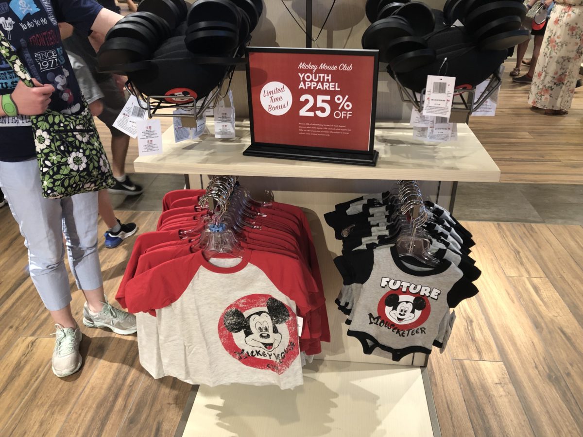 Disney Springs Photo Report Merch