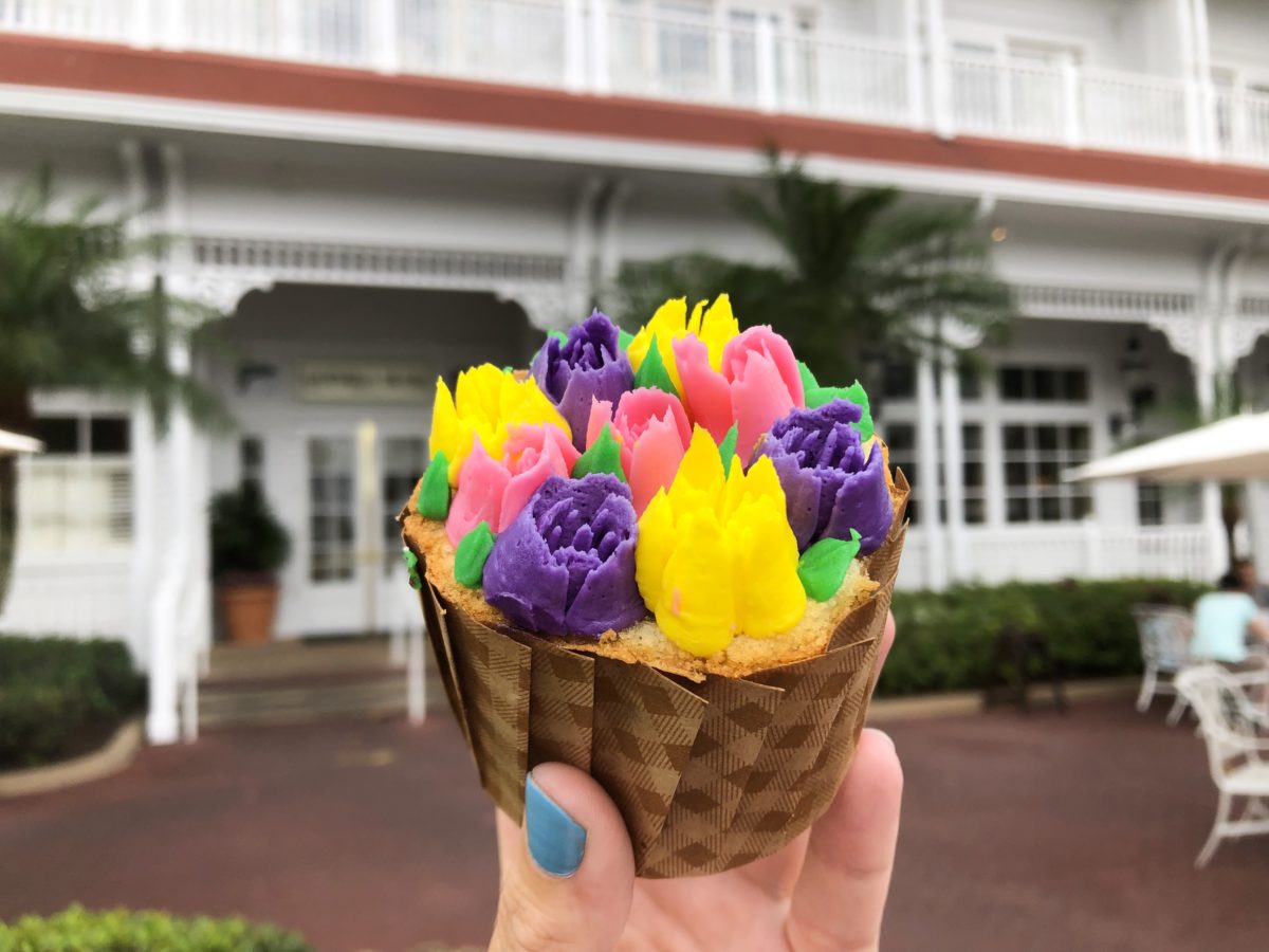 Grand Floridian Mimosa spring cupcake