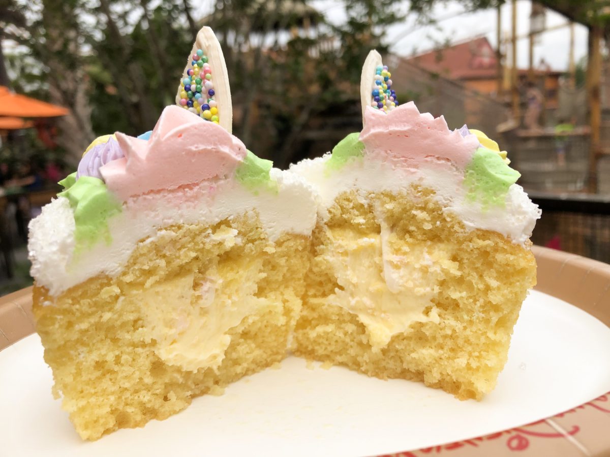 Polynesian Easter Cupcake 