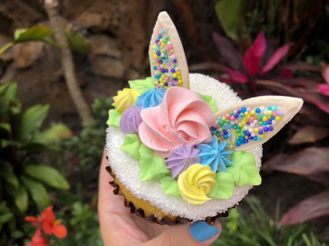 Polynesian Easter Cupcake