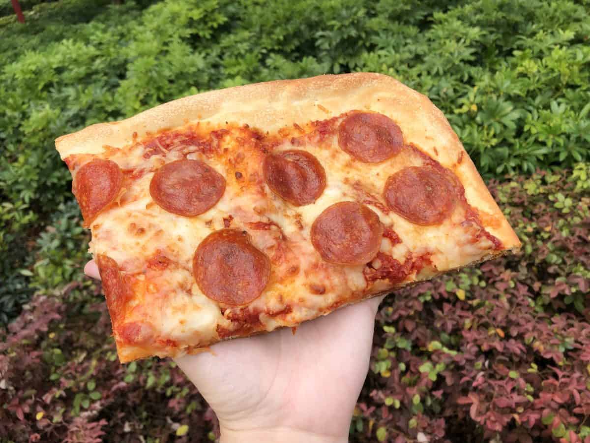 Intermission food court pizza
