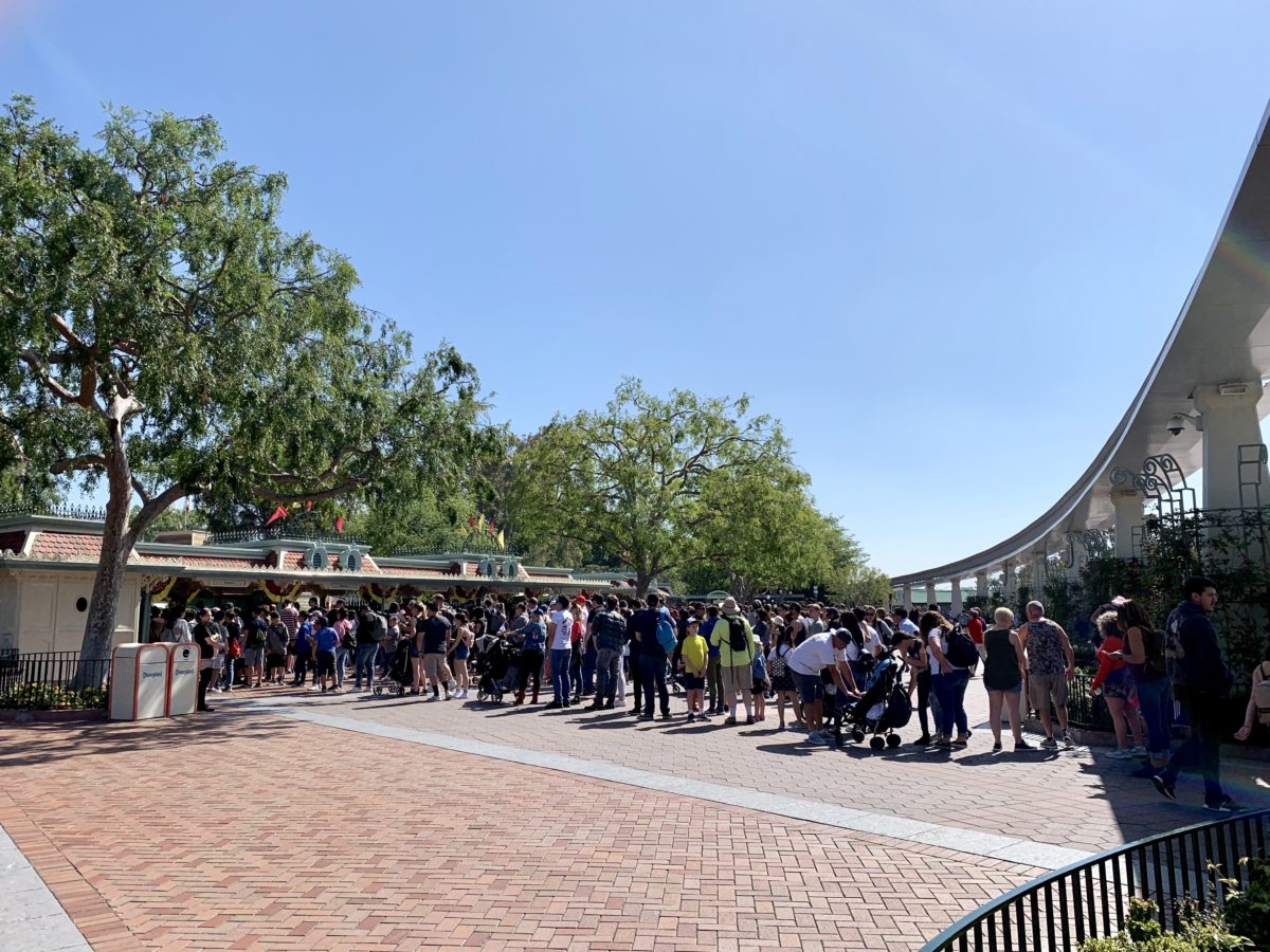 Disneyland Park Photo Report April 29 2019