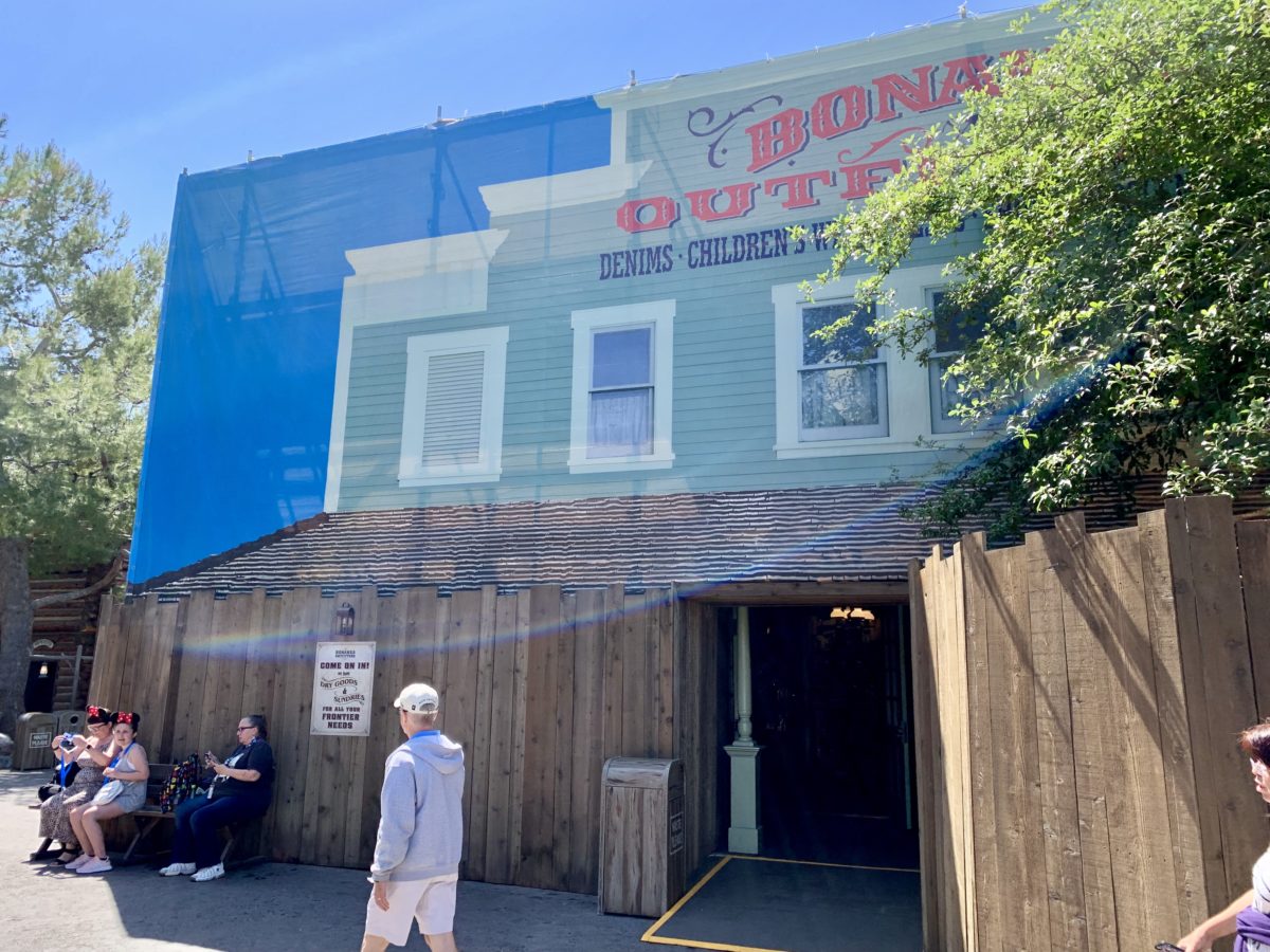 Disneyland Park Photo Report April 29 2019