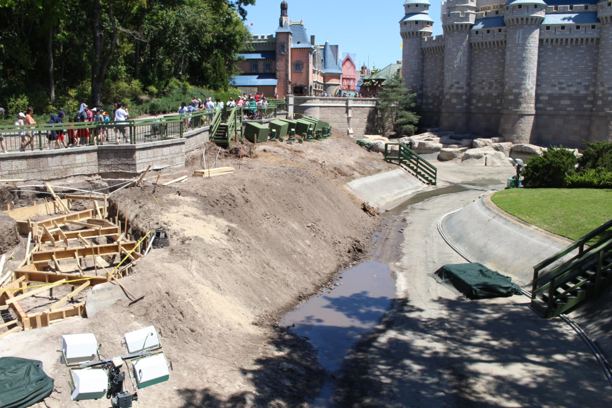 Cinderella Castle moat pathway
