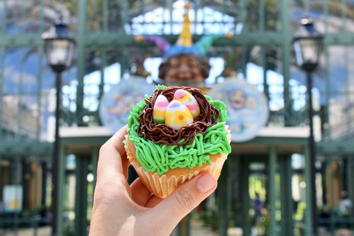 port Orleans Easter Cupcake
