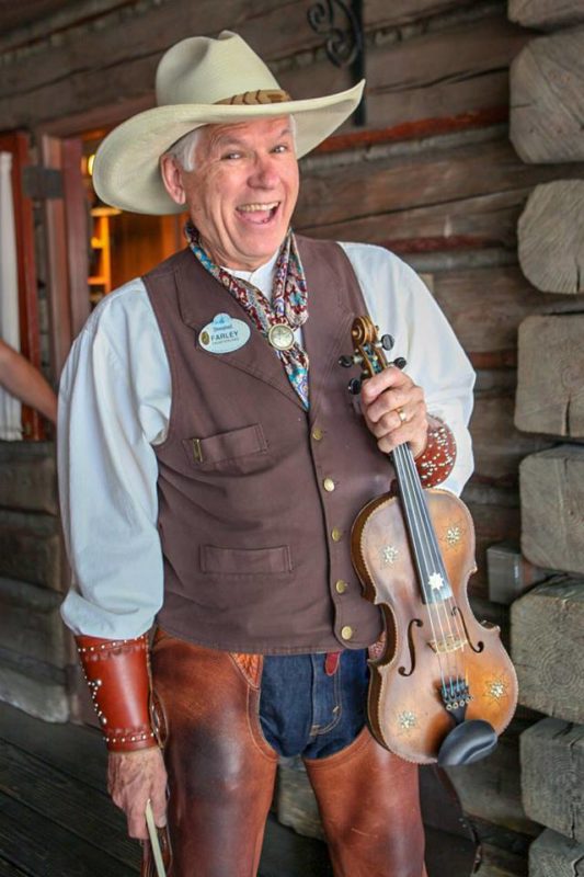 Farley the Fiddler Disneyland