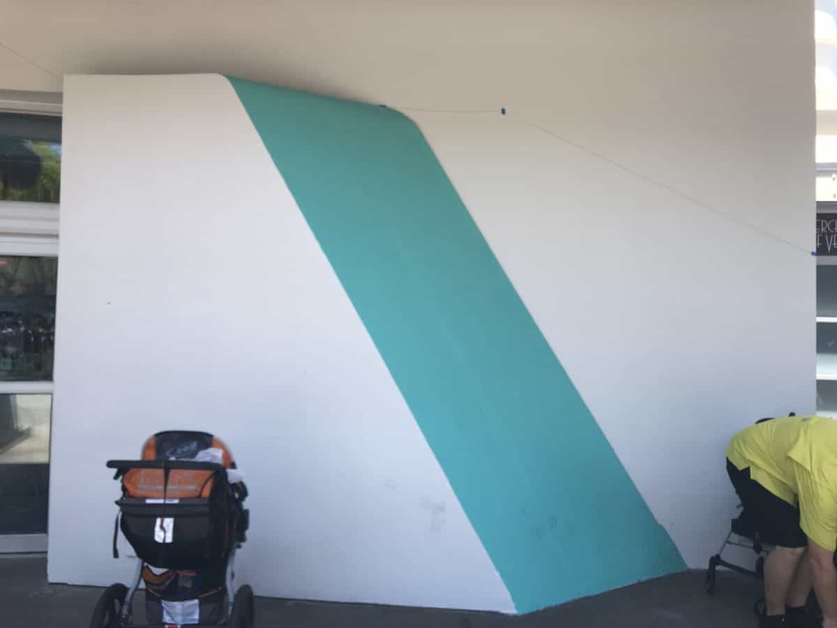 Entrance of Merchant of Venus has a teal coat of paint on one side