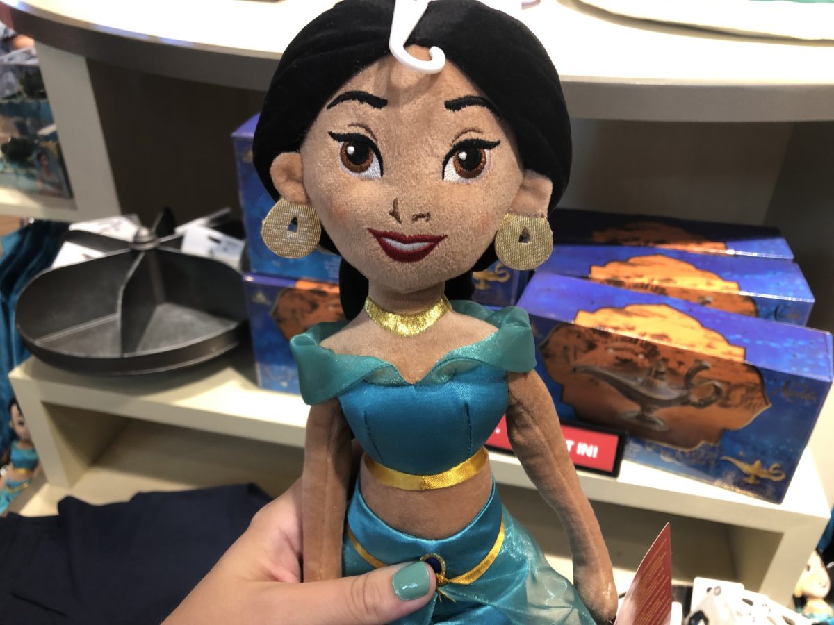 Jasmine plush 