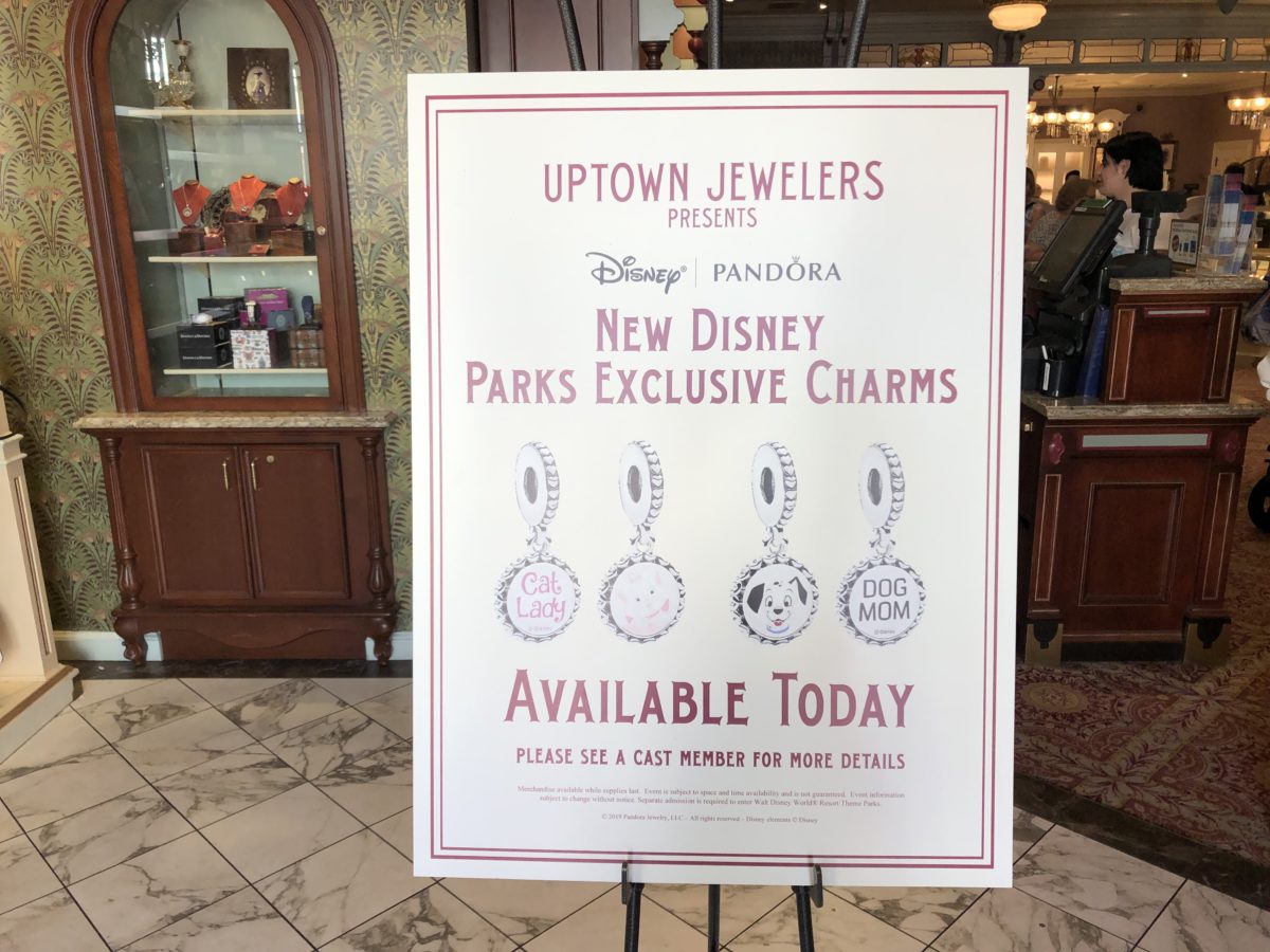 Pandora Disney dog and cat charms 