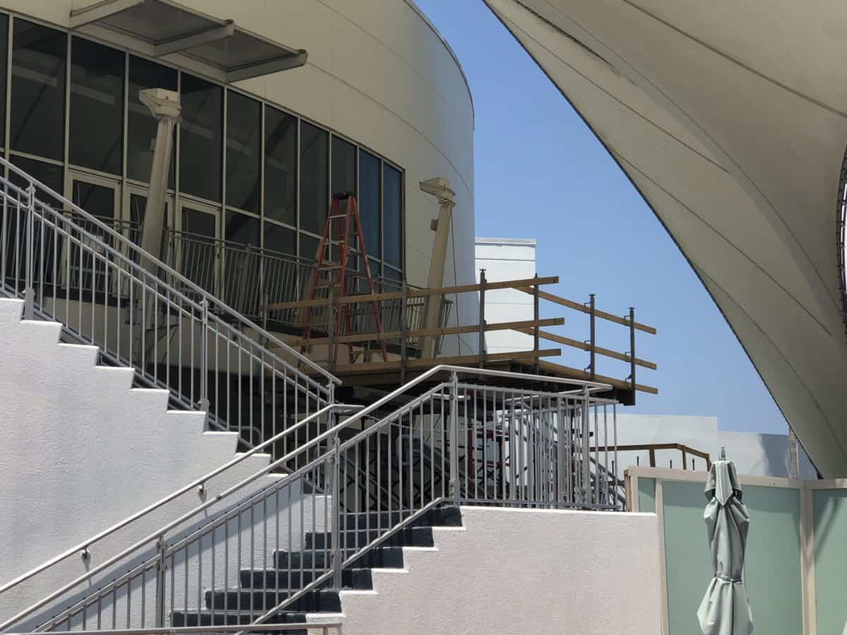 cirque du Soleil staircase building 