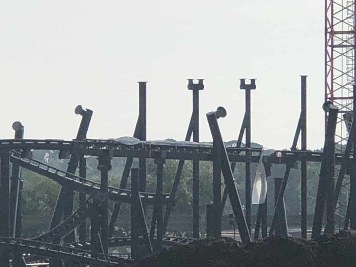 Tron track and supports