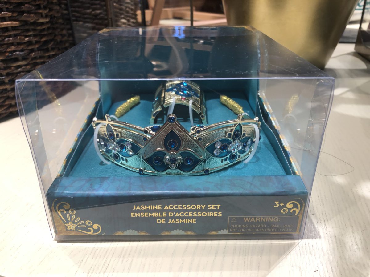 Jasmine accessories set 