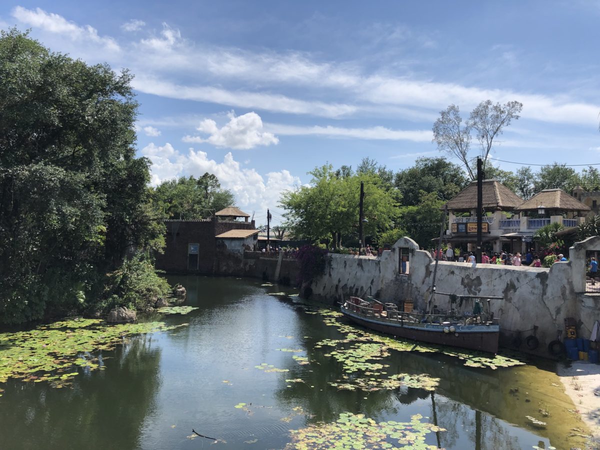 DF27ED5B D3EA 455F 98CB 65E440A7E1F5