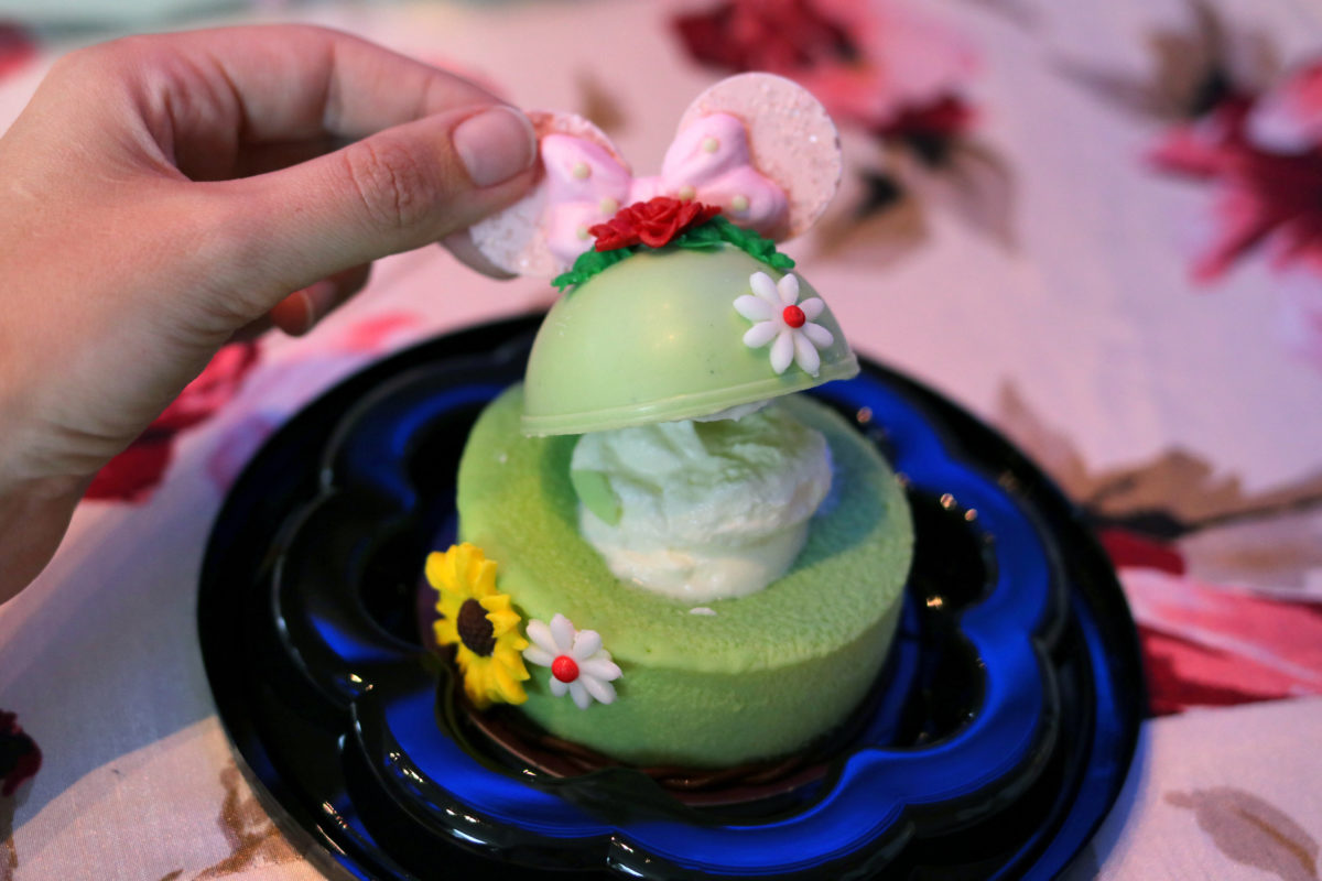 minnie's garden party dessert
