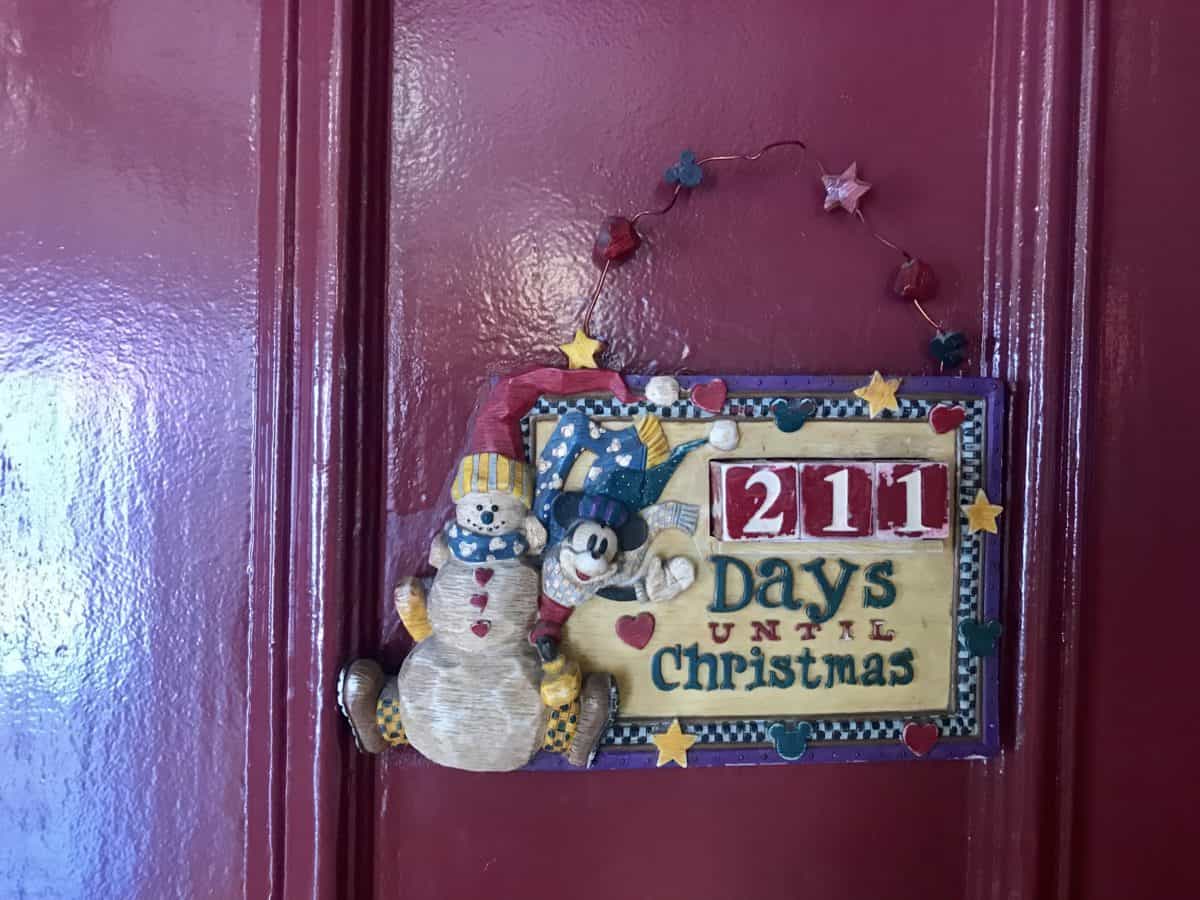 ye olde Christmas shoppe