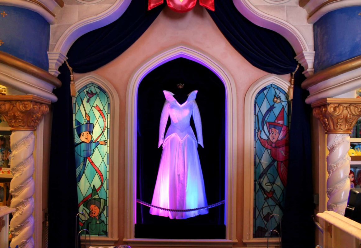 castle couture bibbidi bobbidi boutique