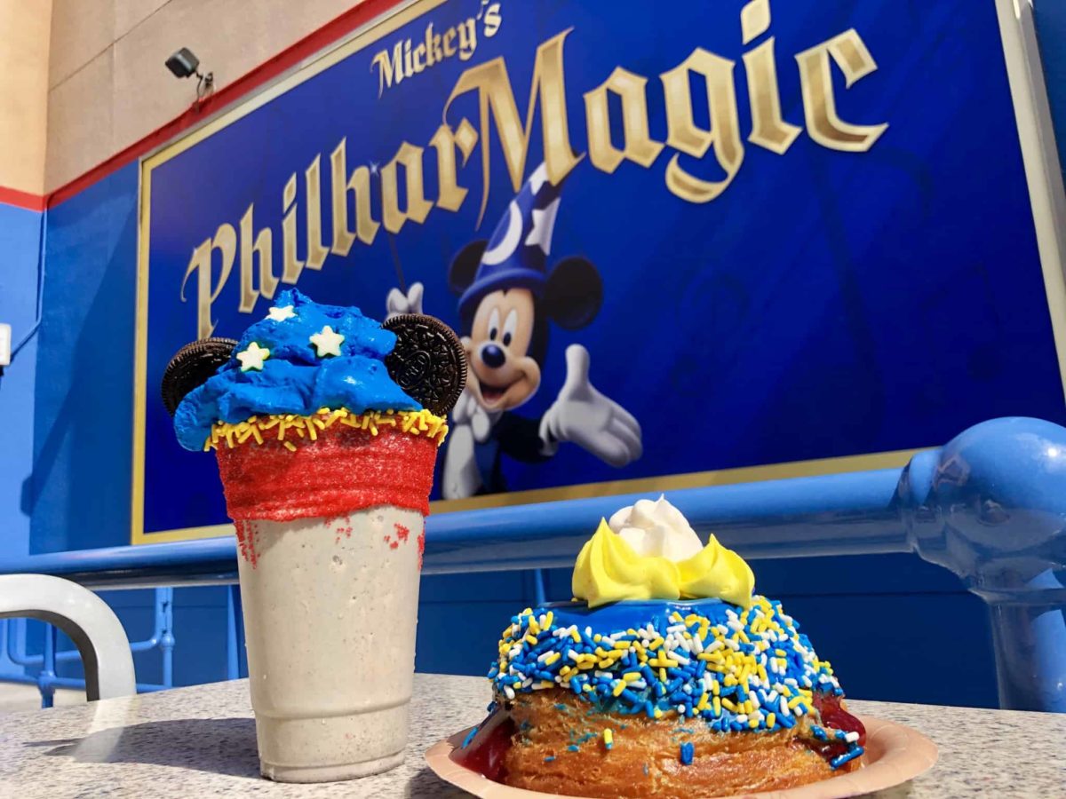 Sorcerer Mickey Shake and LemonBlueberryMagic Cronut Schmoozies Disney California Adventure