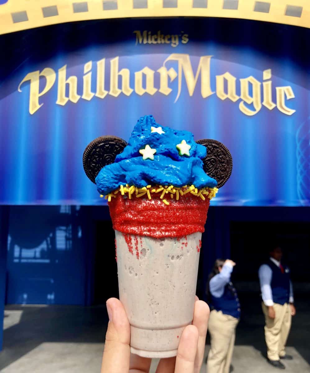 Sorcerer Mickey Shake and LemonBlueberryMagic Cronut Schmoozies Disney California Adventure