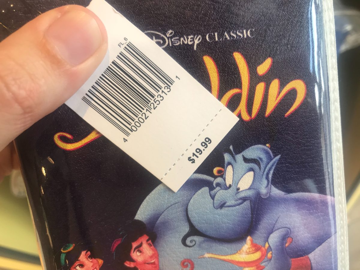 aladdin vhs merchandise 