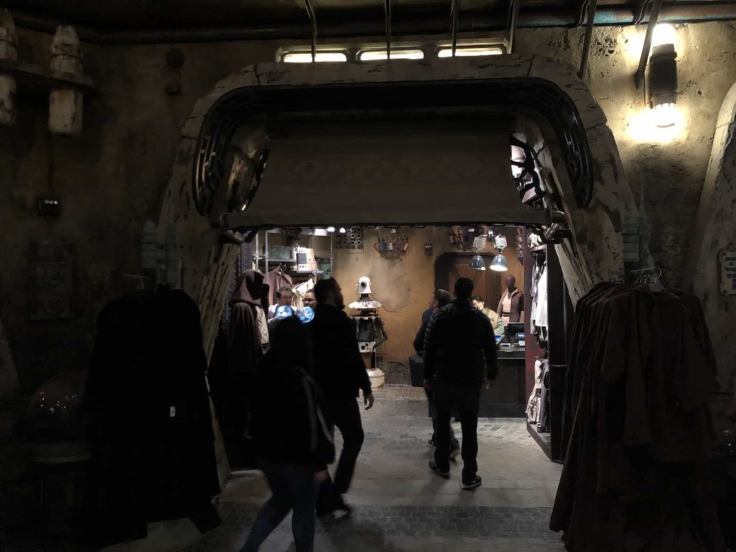 Black Spire Outfitters Exterior Star Wars Galaxy's Edge