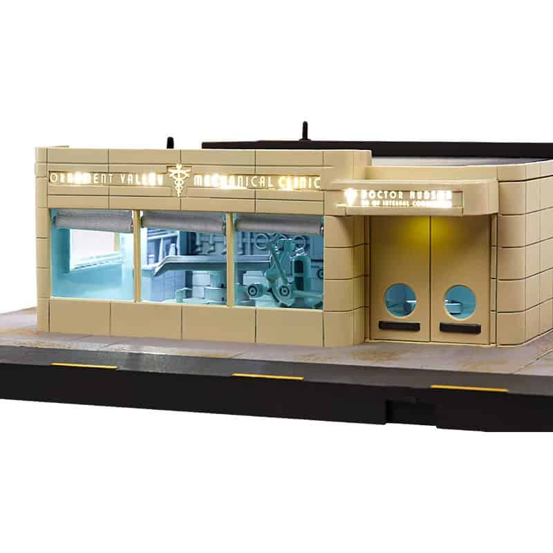 Cars Precision Series Doc Hudson's Ornament Valley Mechanical Clinic Playset