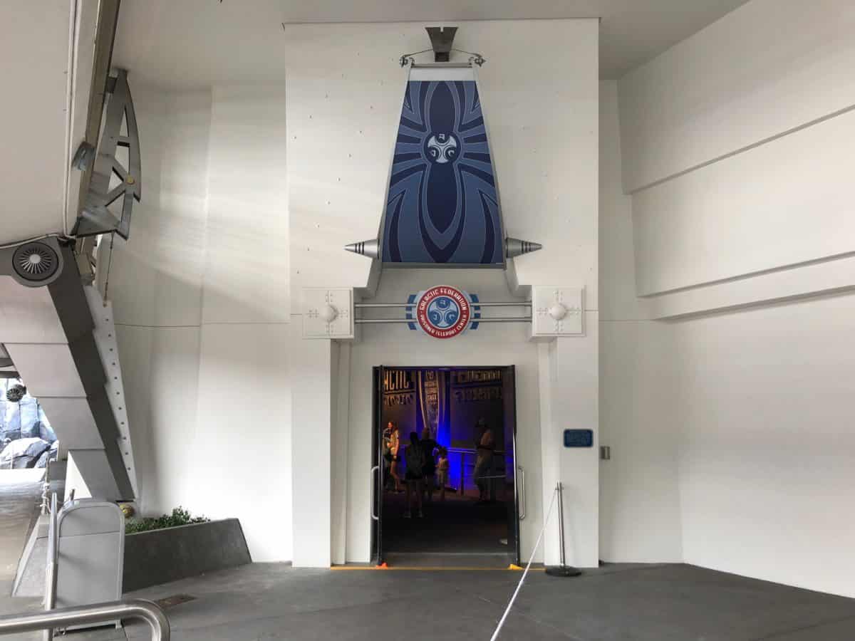 tomorrowland magic kingdom paint update may 15 all white merchant of venus
