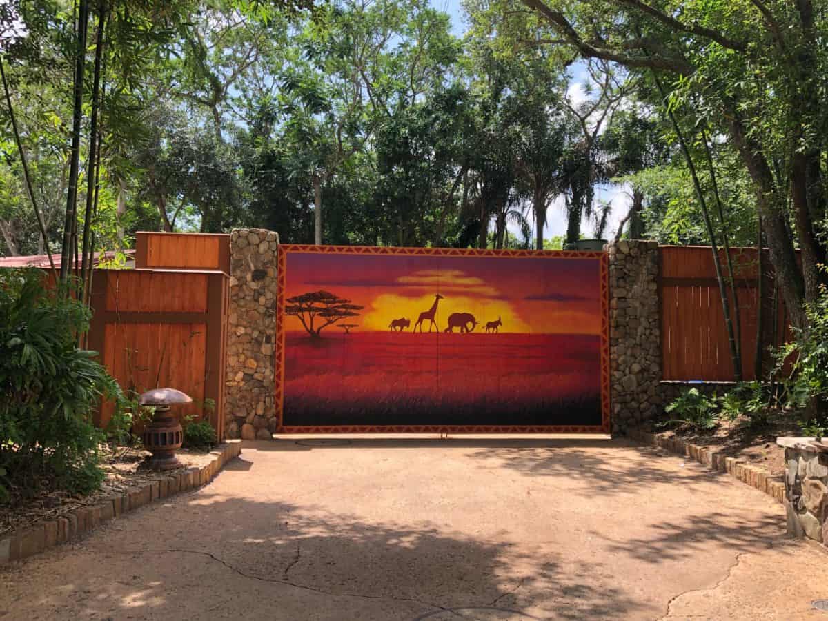 lion king wall
