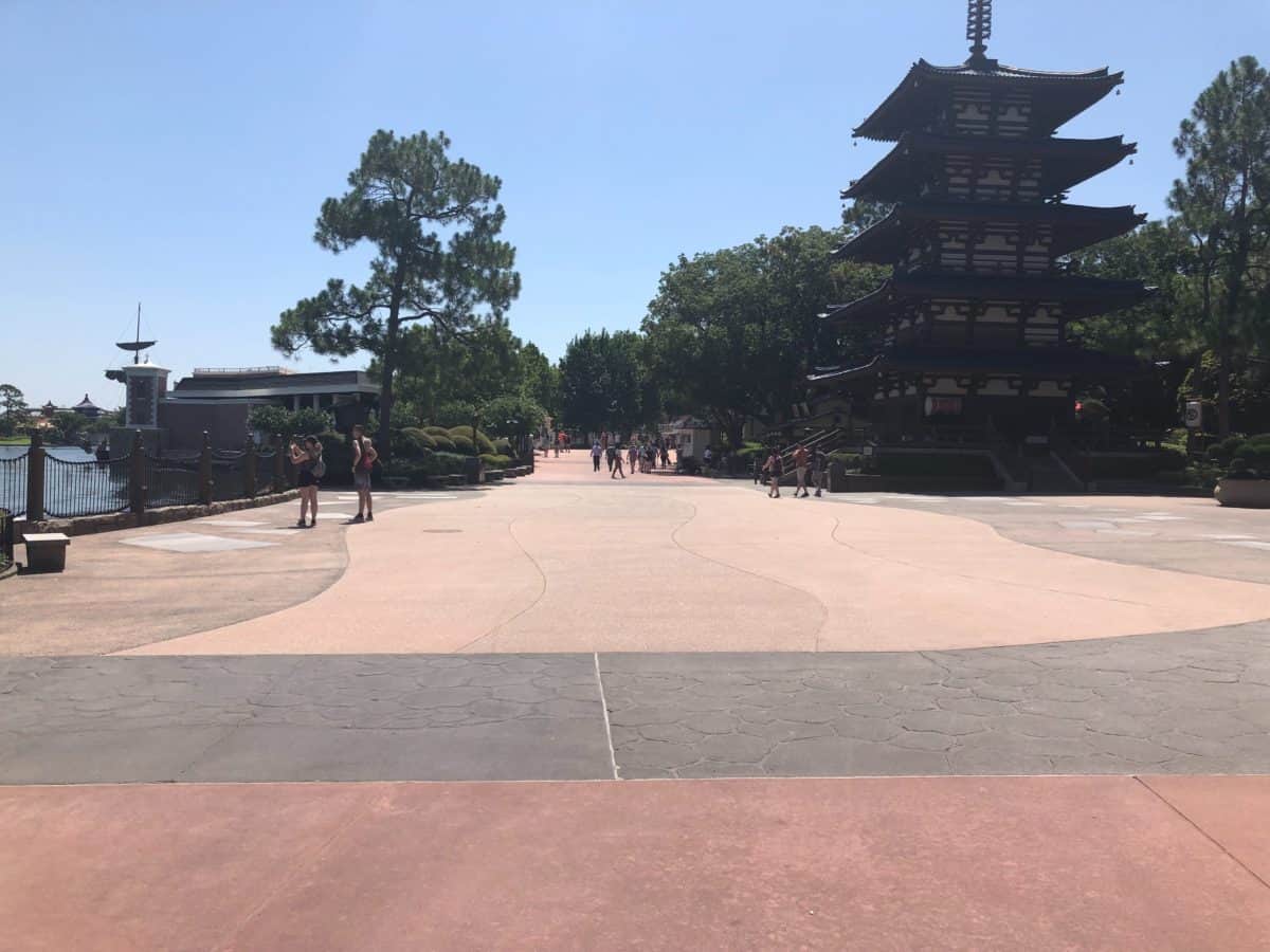 Views of Japan with low crowds