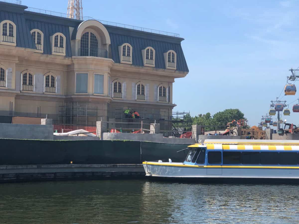 France Pavilion Construction