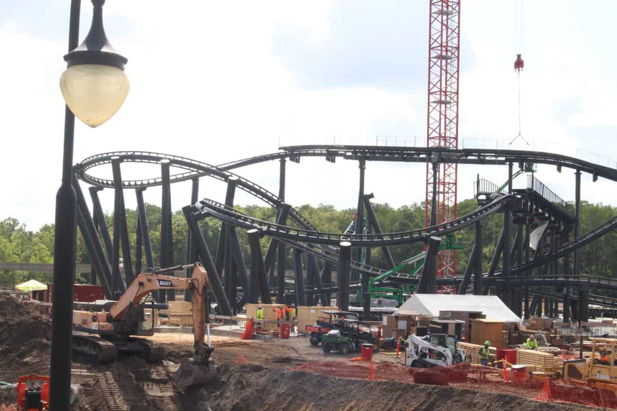 tron lightcycle power run construction