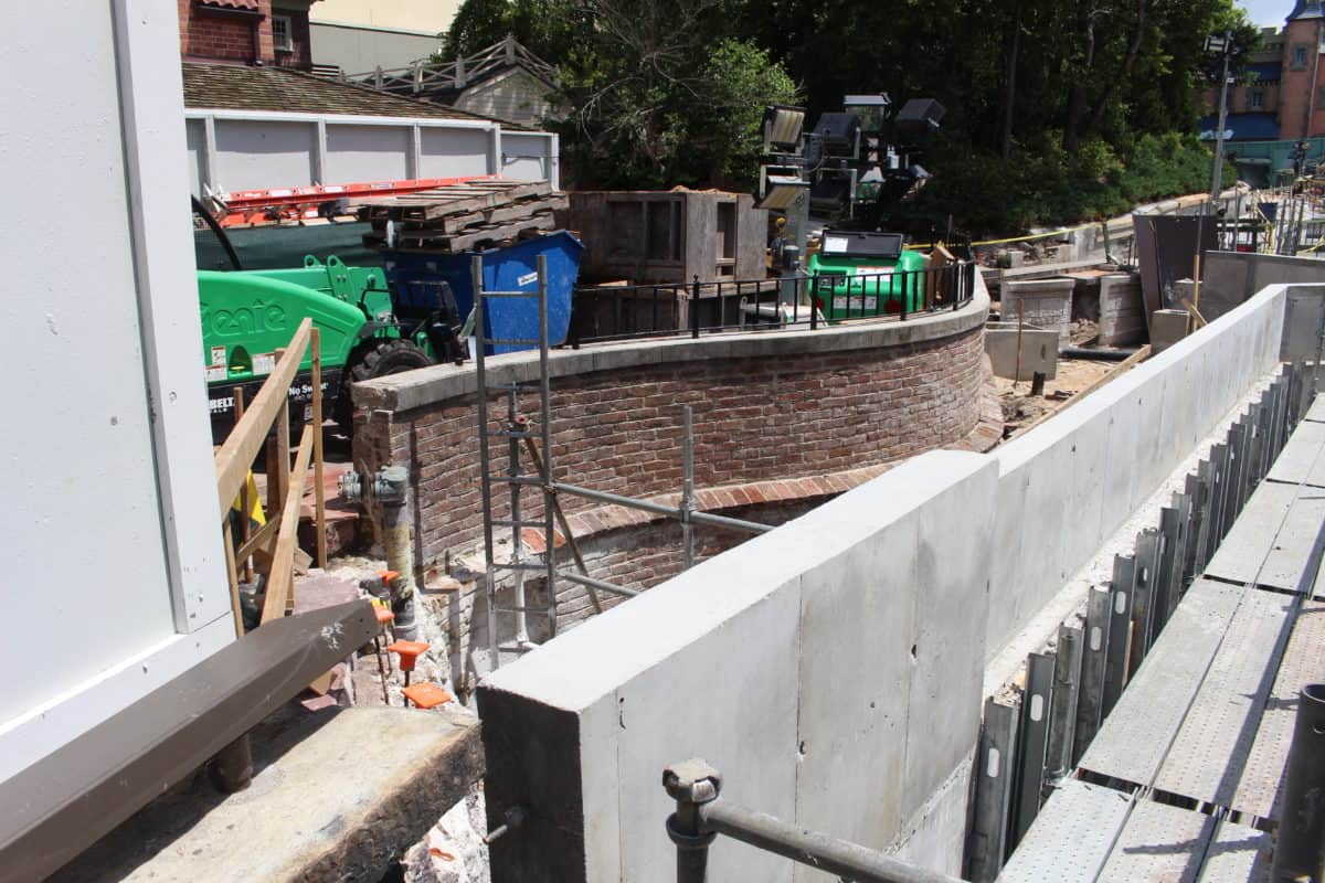 Cinderella Castle pathway widening 