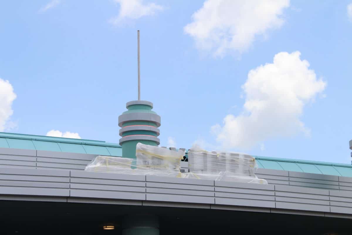 Hollywood Studios skyliner
