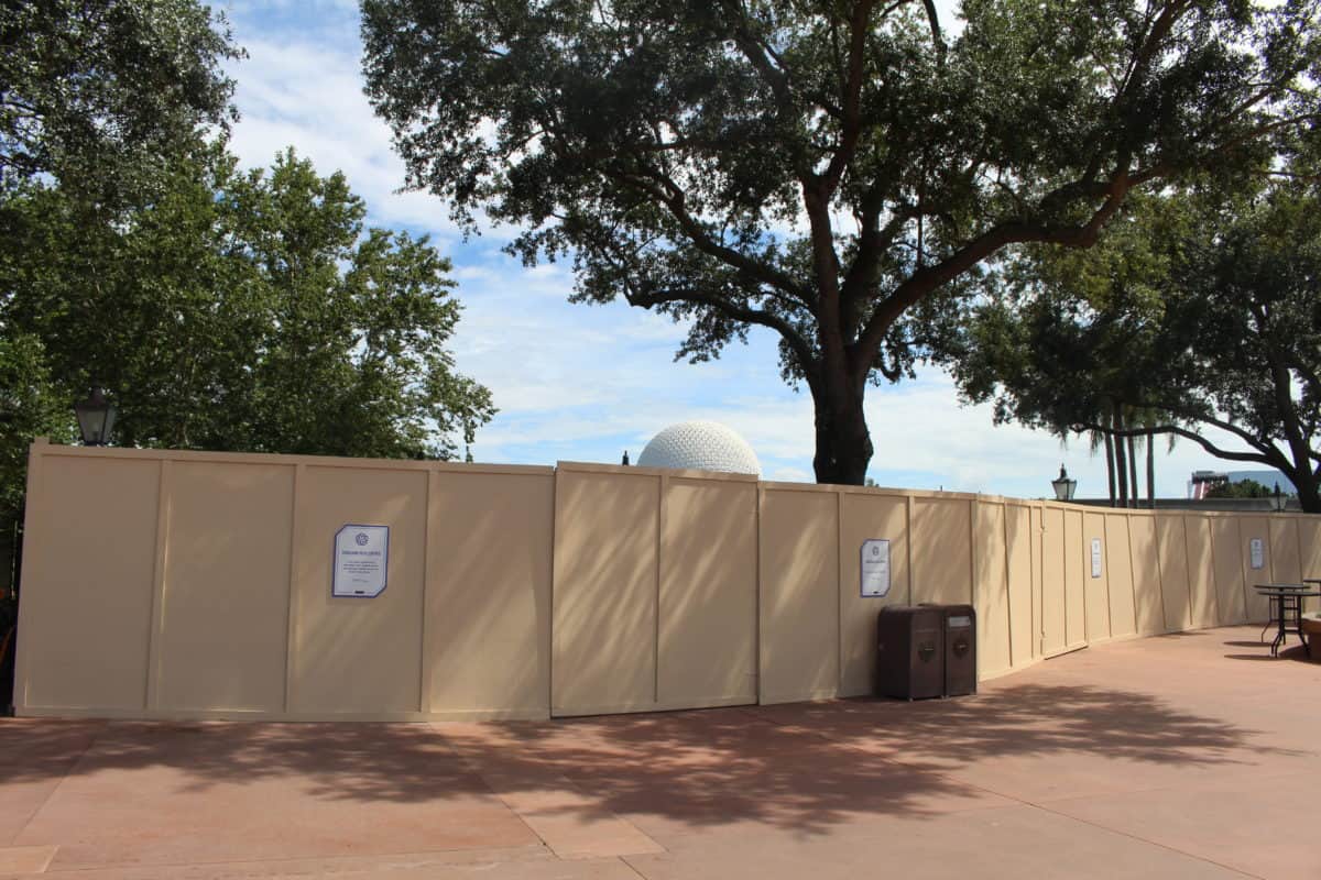 epcot rose walk pathway