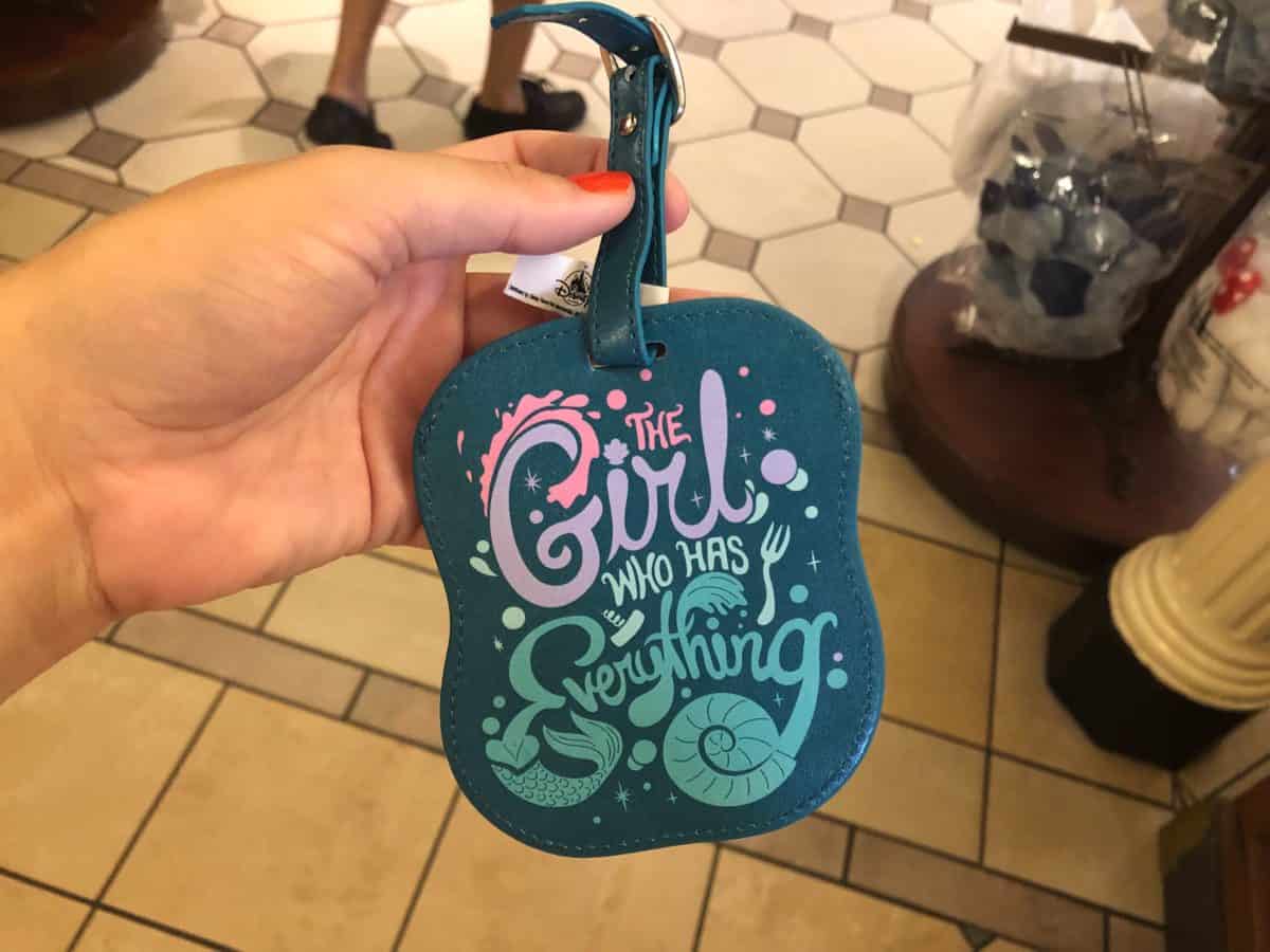 The girl who has everything luggage tag