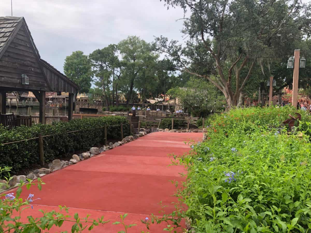 Frontierland Pavement