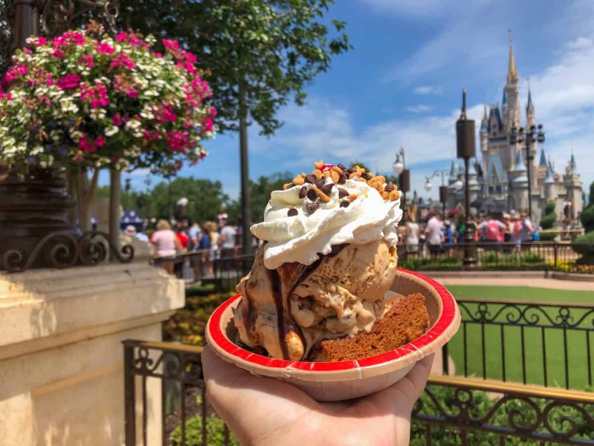 sundae with castle in the background