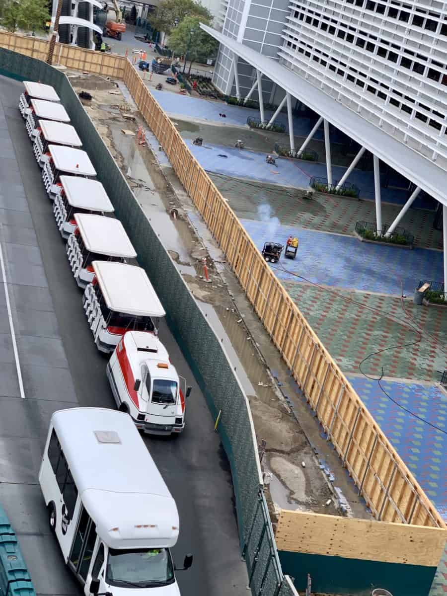 Pedestrian Bridge Installation Begins Pixar Pals Parking Structure Disneyland Resort 