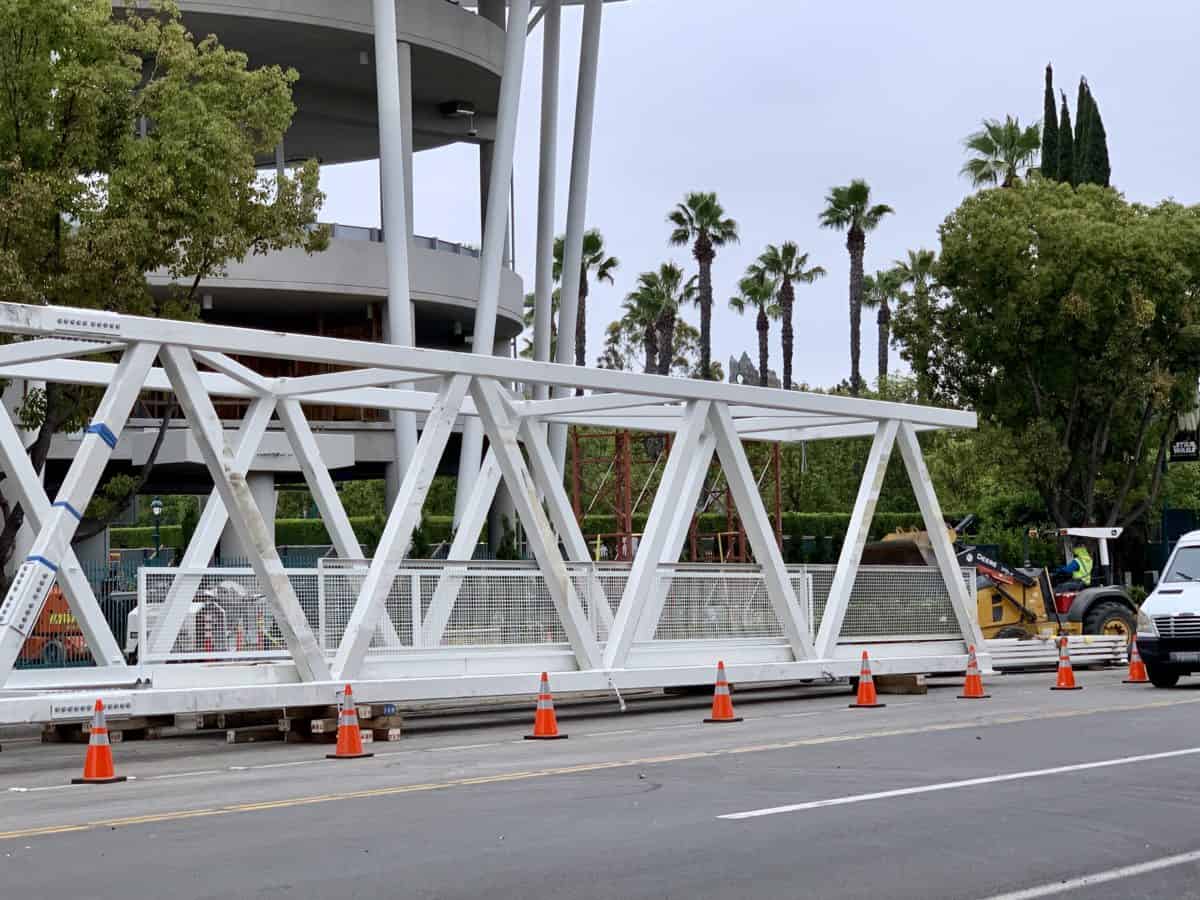 Pedestrian Bridge Installation Begins Pixar Pals Parking Structure Disneyland Resort 