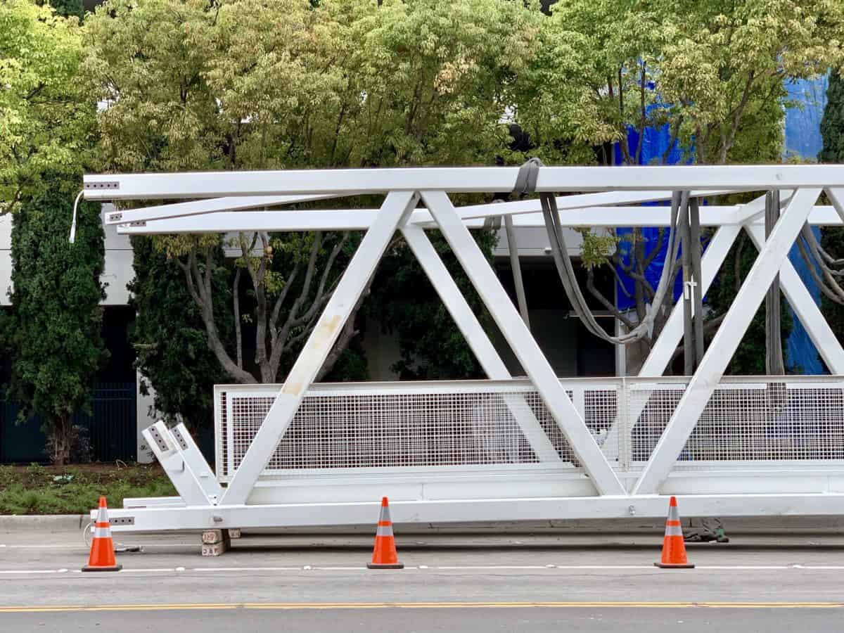 Pedestrian Bridge Installation Begins Pixar Pals Parking Structure Disneyland Resort 