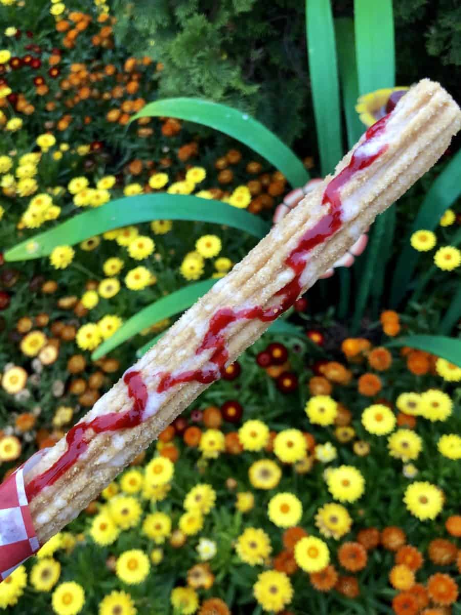 Sally's Summer Churro Cozy Cone Motel Disney California Adventure
